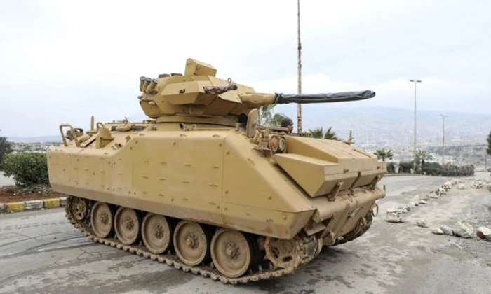 33 de soldaţi turci, ucişi în Siria  Rusia trimite două nave de război  Turcia nu va mai opri refugiaţii sirieni să ajungă în Europa jpeg