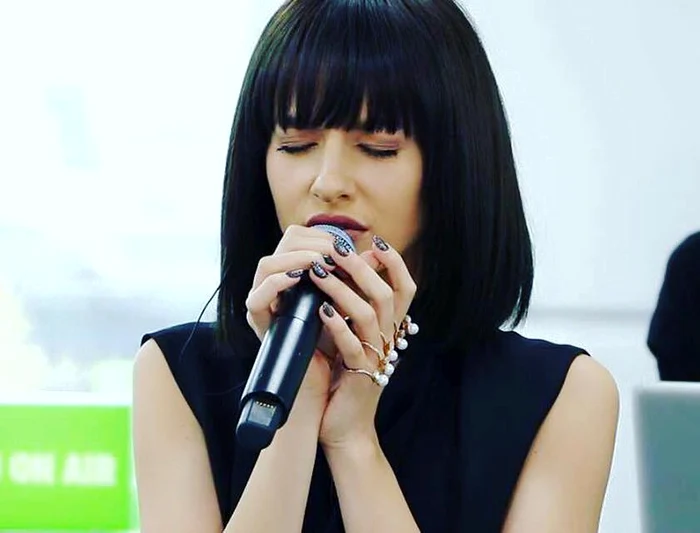 Lidia Buble a apelat la o perucă pentru a-și împrospăta look-ul