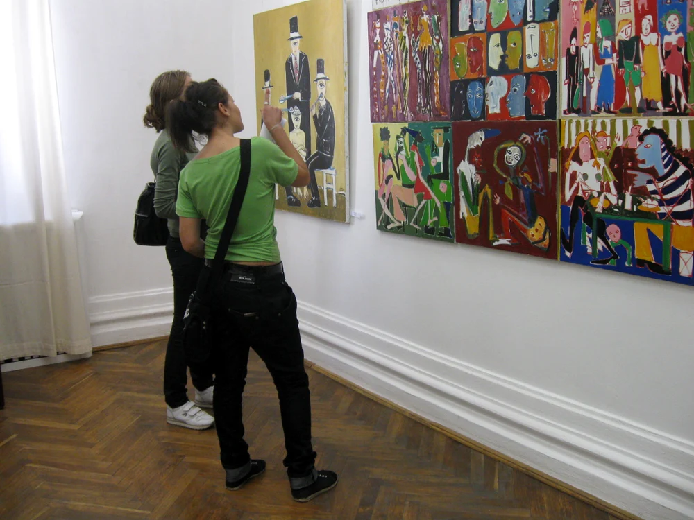 Expoziţia va fi găzduită de Corpul A al colegiului (foto arhivă)