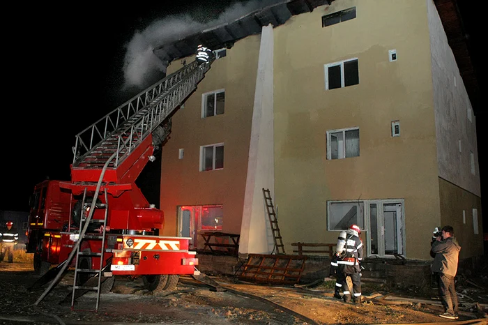 Brasov: Incendiu la un imobil din Ghimbav