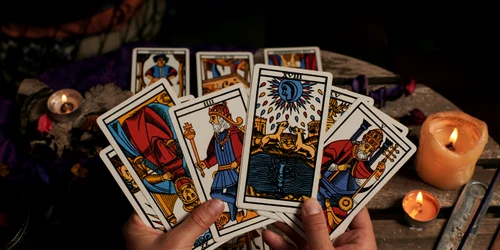 tarot shutterstock 2080451098 jpg