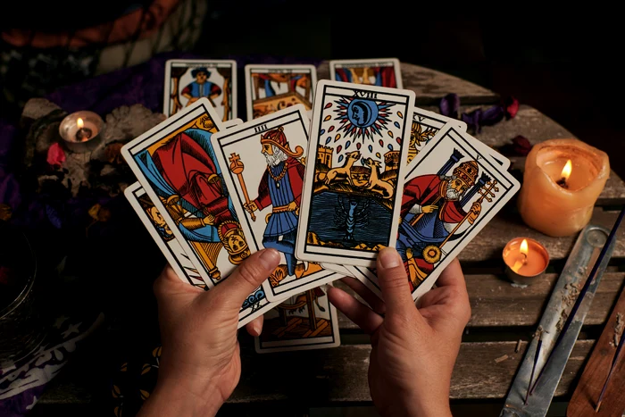 Horoscop iulie 2025 - tarot / FOTO: Shutterstock