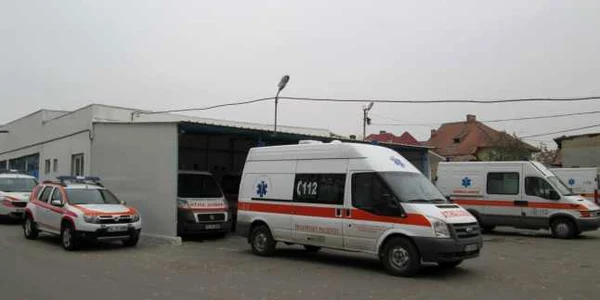 Ambulanţa a sistat transportul pacienţilor internaţi în Spitalul Judeţean de Urgenţă către alte clinici din ţară