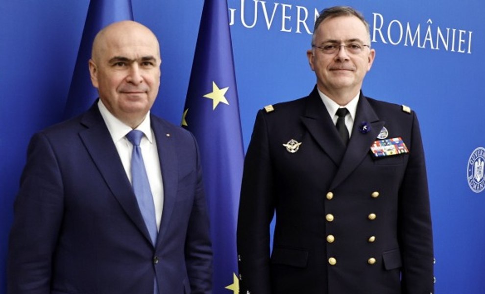 Premierul Ilie Bolojan și amiralul Pierre Vandier au discutat despre priorităţile României în cadrul NATO