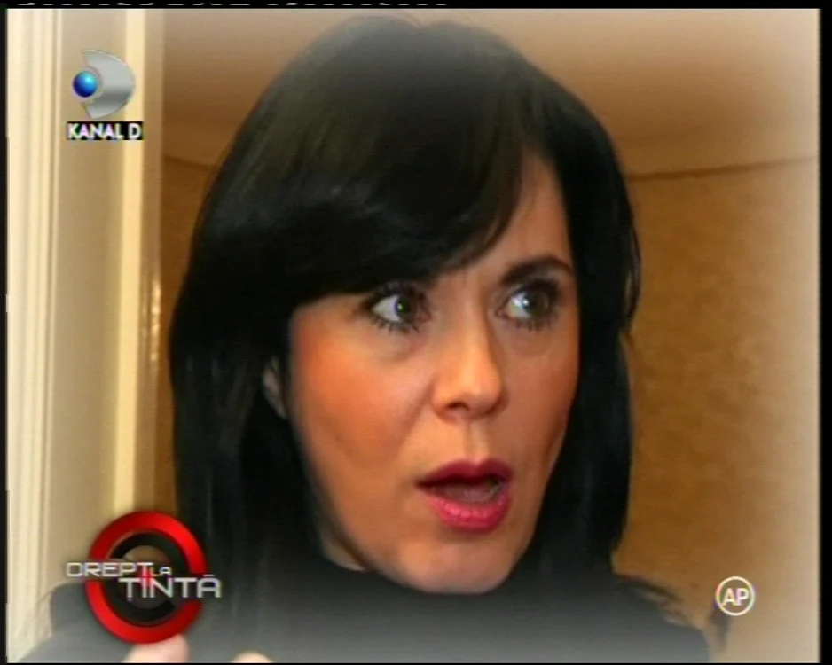 Cristi Marin a încercat s-o exorciteze pe Mariana Moculescu FOTO: Kanal D