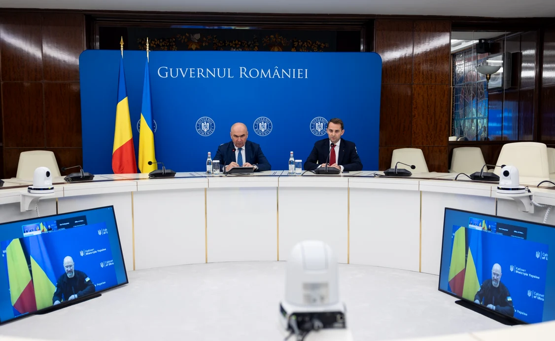 Ilie Bolojan şi Denys Shmyhal discuţii despre situaţia din Ucraina.  FOTO: Guvernul României