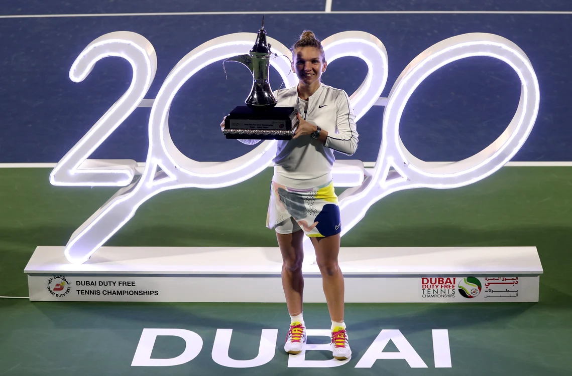 
    SImona Halep, bucuroasă după victorieFoto: EPA  