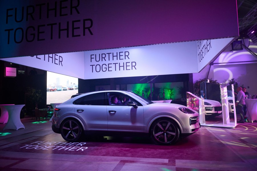 A treia generație Porsche Cayenne a sosit în România