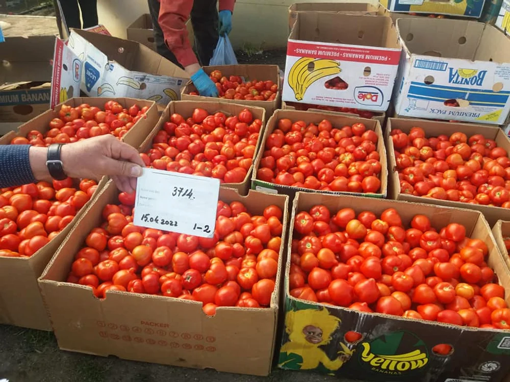 Producătorii oltenispun că intermediarii vor să cumpere fără documente FOTO FB/Directia Agricola Olt