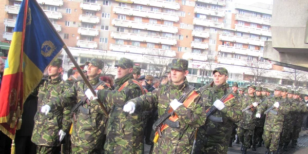 Manifestările se vor încheia cu defilarea gărzii de onoare/foto: Arhiva