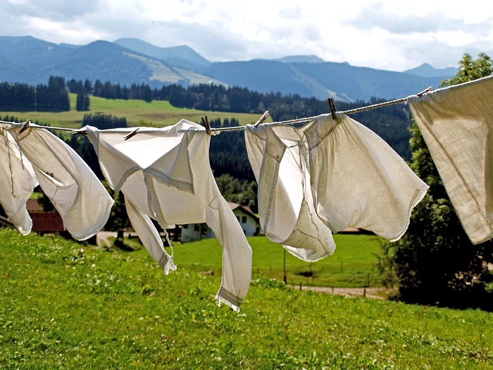 Credințele din bătrâni și cele ale bisericii legate de spălatul rufelor sunt diferite FOTO: Pixabay