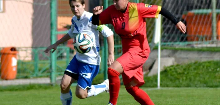 Fotbal feminin