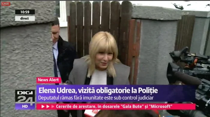 Elena Udrea nu a vorbit mult cu presa la ieşirea din secţia de poliţie