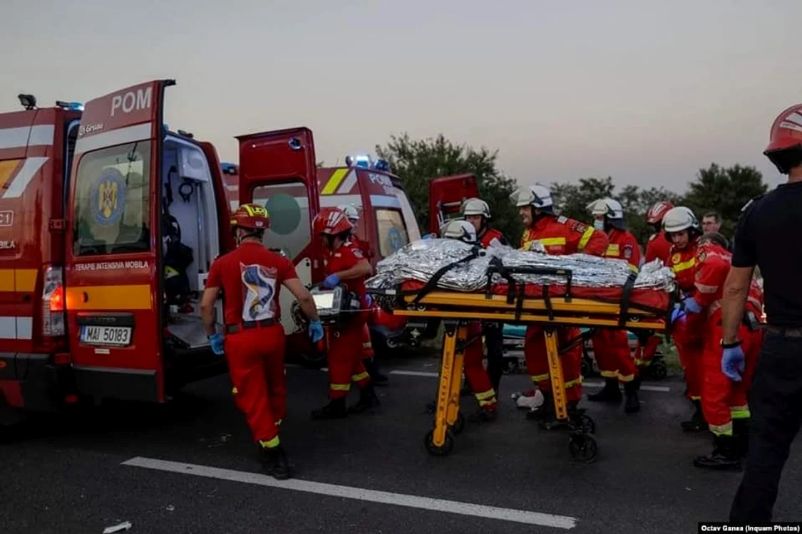 Pompieri răniți în explozia de la Crevedia FOTO SNPPC 
