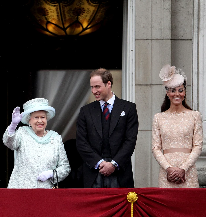 Diamond Jubilee   Carriage Procession And Balcony Appearance jpeg
