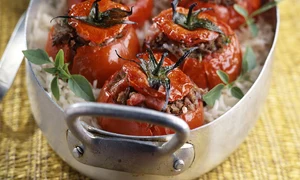 rosii la cuptor umplute cu carne de vita jpeg