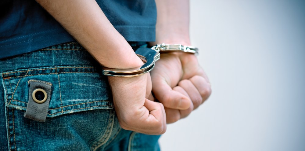 Un italian acuzat de o fraudă de 100 de milioane de euro prin contracte de canalizare cu administrațiile locale, prins când încerca să fugă din țară