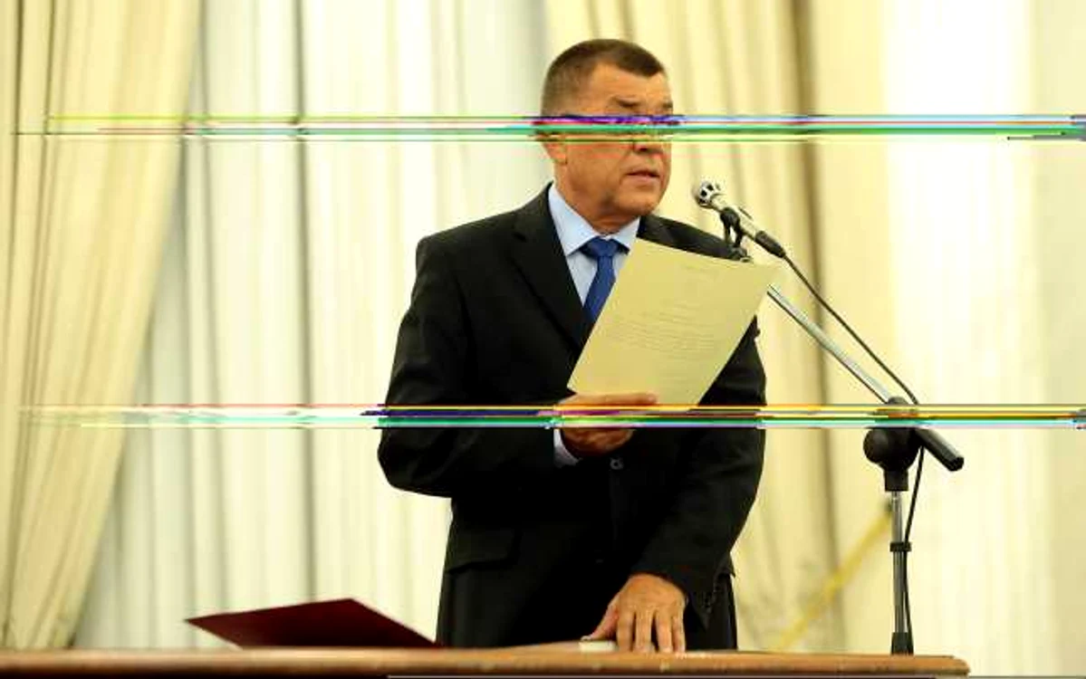 Ministrul de Interne consideră că oricine va rupe alianţa USL "va claca definitiv" din punct de vedere politic FOTO Arhivă