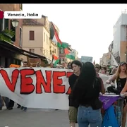proteste venetia caprura X png