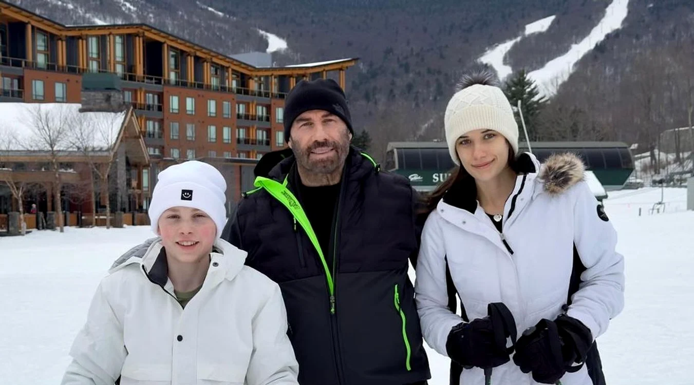 John Travolta la schi, alături de copiii lui