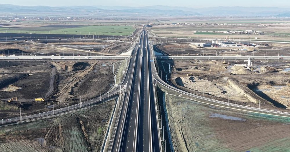 Cum arată din dronă lotul autostrăzii A7 care se deschide complet traficului de la ora 15.00