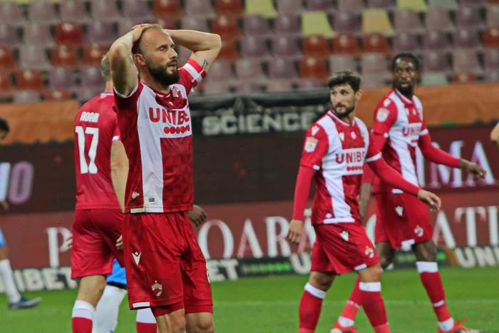 
    Vedetele dinamoviștilor nu au reușit să redreseze echipaFOTO: Sportpictures.eu  