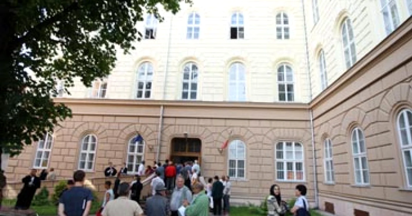 Timişoara: Judecătorii ameninţă că trag  obloanele la Tribunalul Timiş