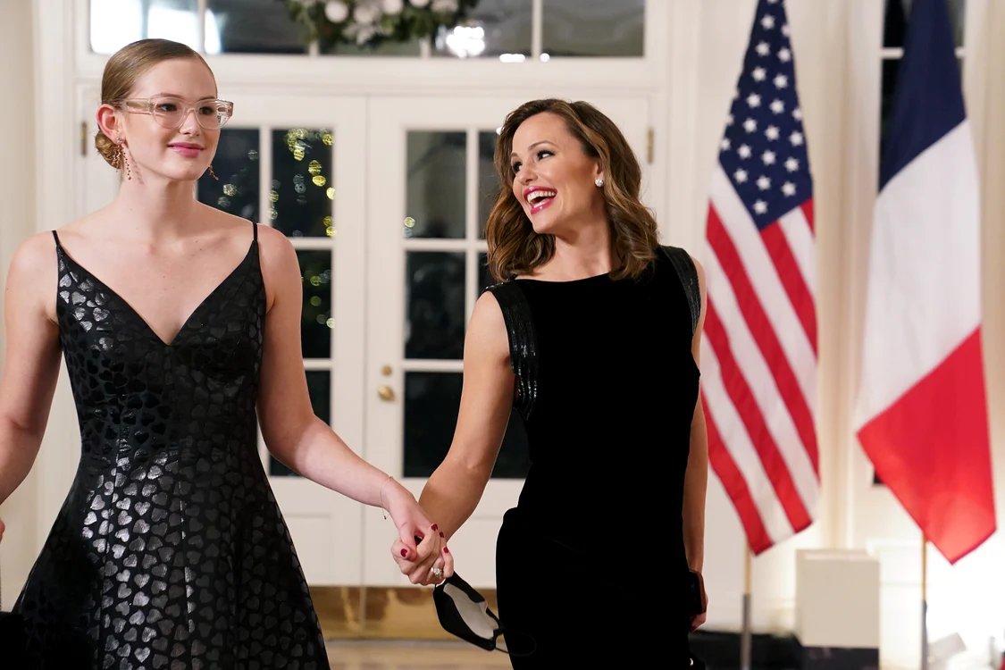 Jennifer Garner și Violet Affleck GettyImages 1446123513 jpg