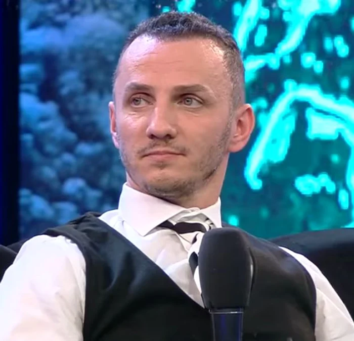 Mihai Traistariu chiloti jpeg