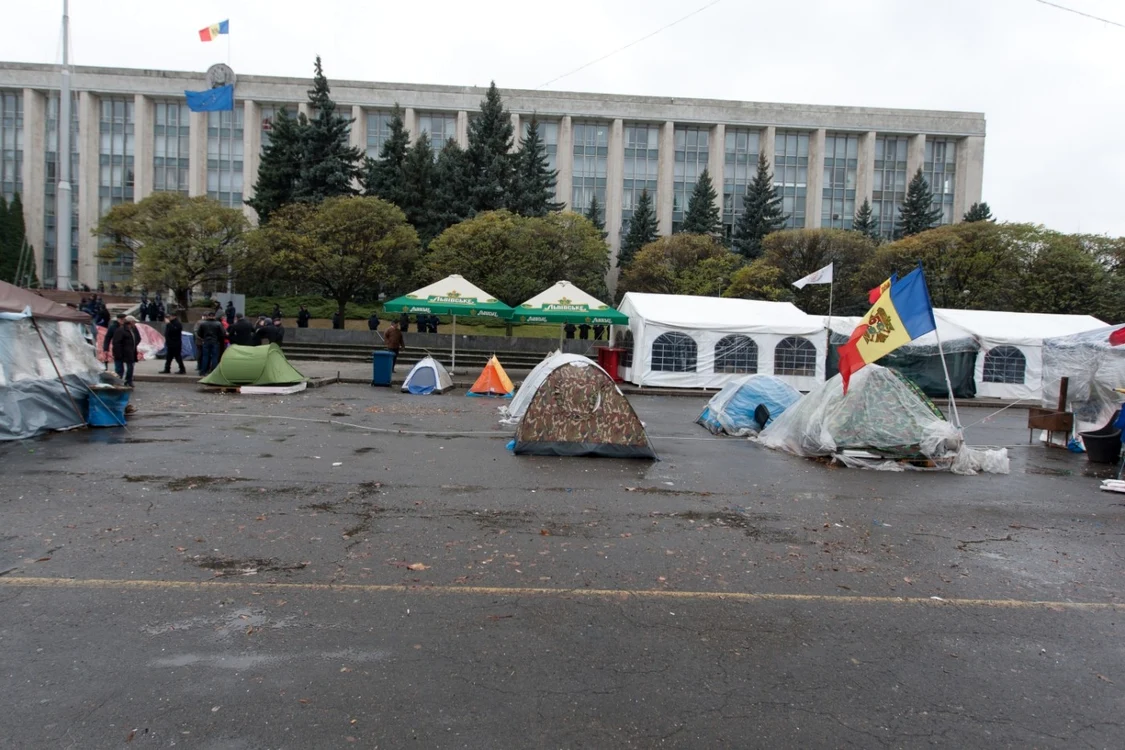 Corturile din PMAN. 29.11.2015 FOTO Alexandru Tarlev