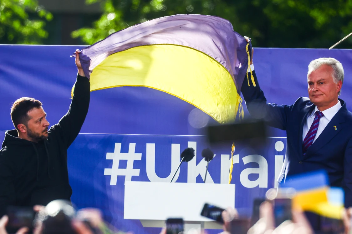 Volodimir Zelenski și președintele lituanian Gitanas Nauseda la summitul NATO FOTO Profimedia