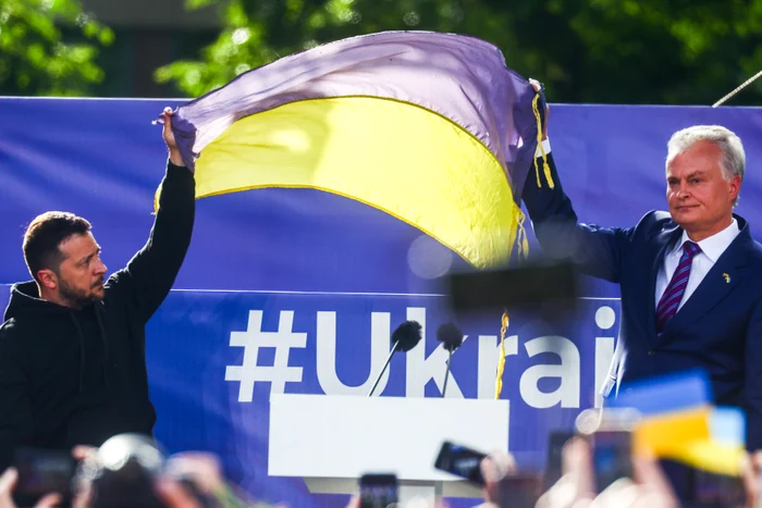 Volodimir Zelenski și președintele lituanian Gitanas Nauseda la summitul NATO FOTO Profimedia