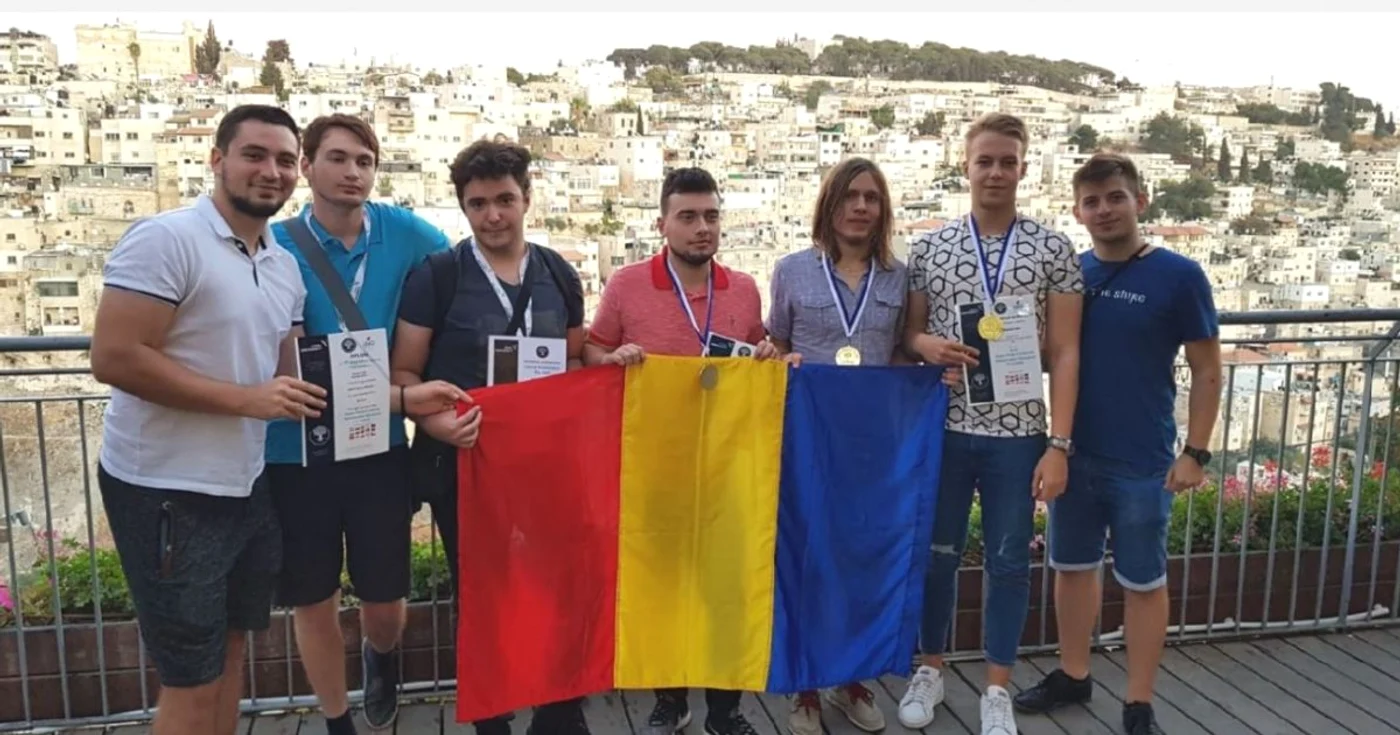 Echipa României la finala Olimpiadei Internaţionale de Matematică pentru Studenţi. Sursa: TUIASI