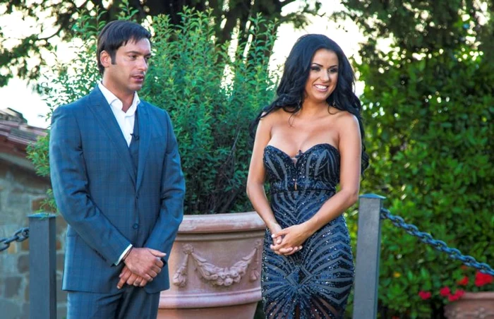 
    Daniela Crudu ştie cum să-şi ţină pretendenţii pe acefoto: Antena 1  