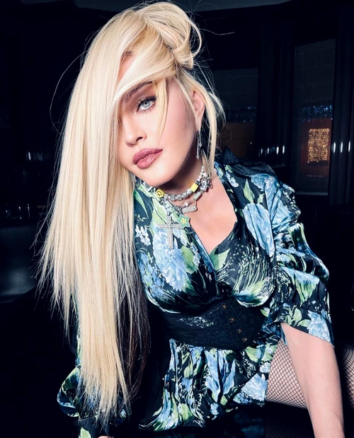 1 madonna7 2 jpg jpeg
