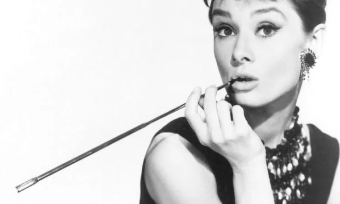 Istoria unei adevărate legende: Audrey Hepburn jpeg