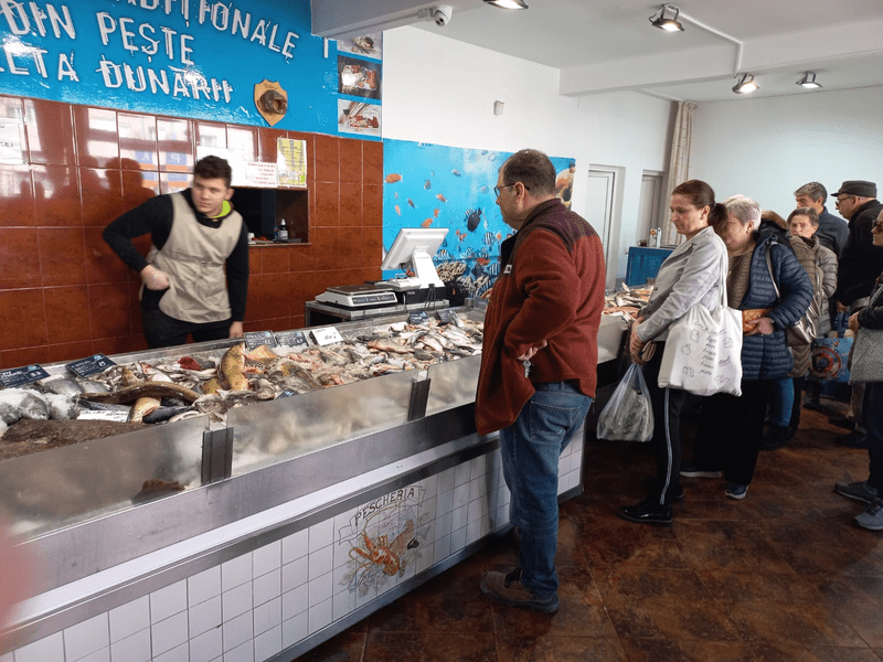 De Buna Vestire, toată lumea la coadă la pește. Care este preferatul brașovenilor