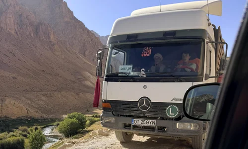 Camion romanesc in Afganistan  Foto Reddit jpg