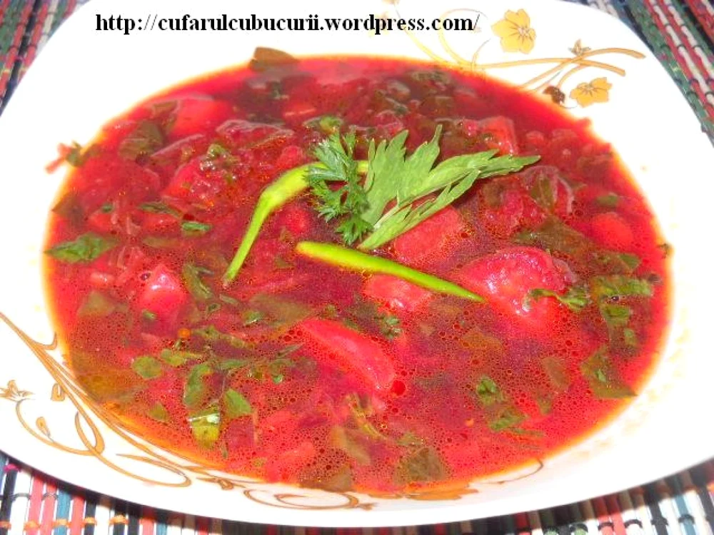 Reţetă delicioasă de ciorbă de sfeclă de post Fotografii: Cufărul cu bucurii