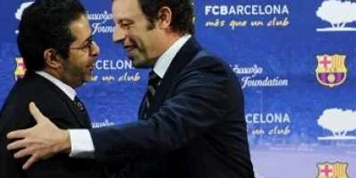 Preşedintele Barcelonei, Sandro Rosell, împreună cu preşedintele Qatar Foundation, Saif Ali Al Hajari Foto: El Pais