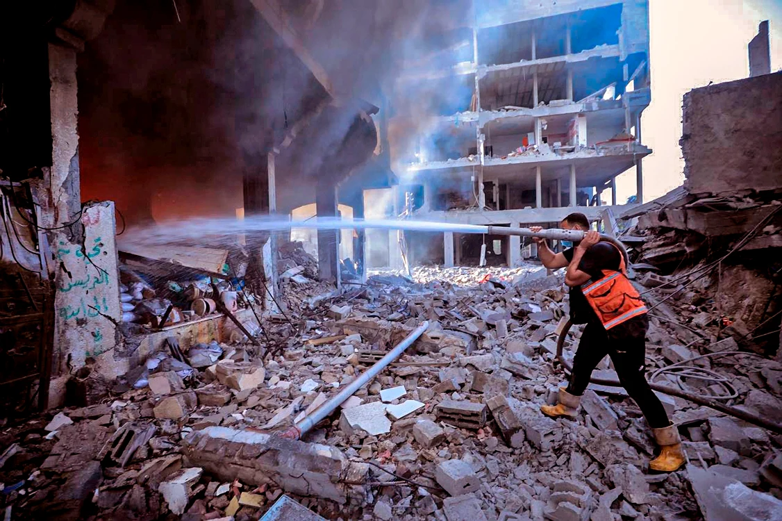 Bombardamentele continuă în Fâșia Gaza FOTO Profimedia