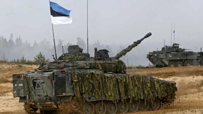 Tanc al armatei estoniene, în timpul unui exerciţiu militar în octombrie 2019 Foto EPA EFE