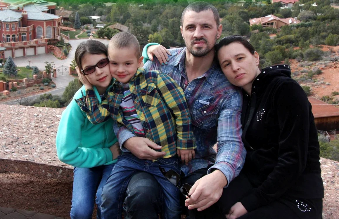 Familia Stratan