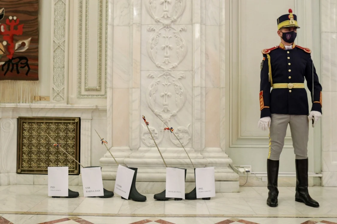Şedinţă solemnă plen Parlament 30 de ani de la adoptarea Constituţiei - 6 dec 2021 / FOTO Inquam Photos / George Călin