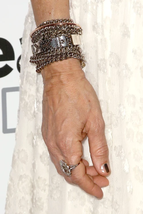 Și Sarah Jessica Parker are mâini îmbătrânite