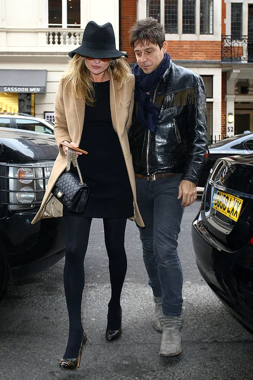 kate moss jamie hince gettyimages 108731393 jpg jpeg