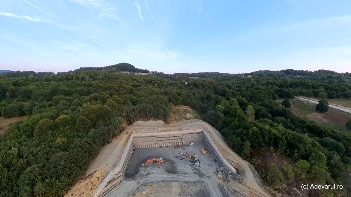 Autostrada Sibiu Pitești  Zona Tunelul Poiana  Foto Daniel Guță ADEVĂRUL (2) jpg