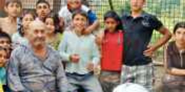 Bulibaşă cu 13 copii şi 86 de nepoţi