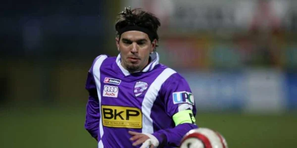 Cosmin Contra va fi din nou alb-violet