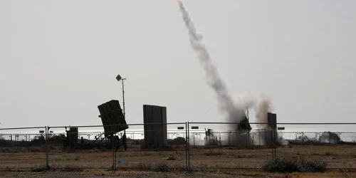 Sistemul antiaeriean israelian Domul de Fier contracarand atacuri ale Hamas FOTO EPA-EFE